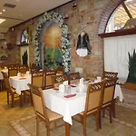 Piccolino 3* Sarandë