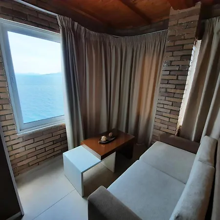 Piccolino 3* Σαράντα