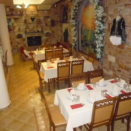 Piccolino 3* Sarandë