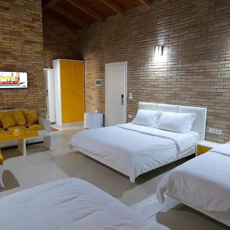 Piccolino Sarandë