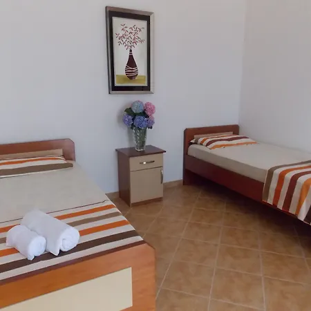 Piccolino 3* Sarandë
