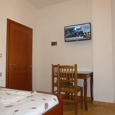 Piccolino 3* Sarandë