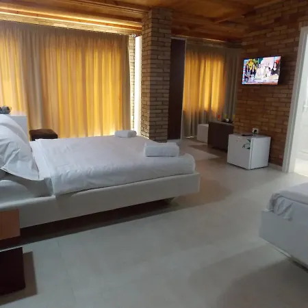 Piccolino Sarandë