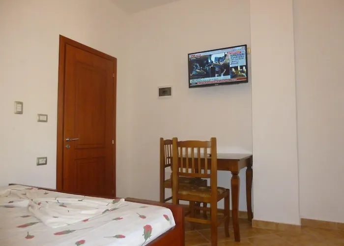 Piccolino 3* Sarandë